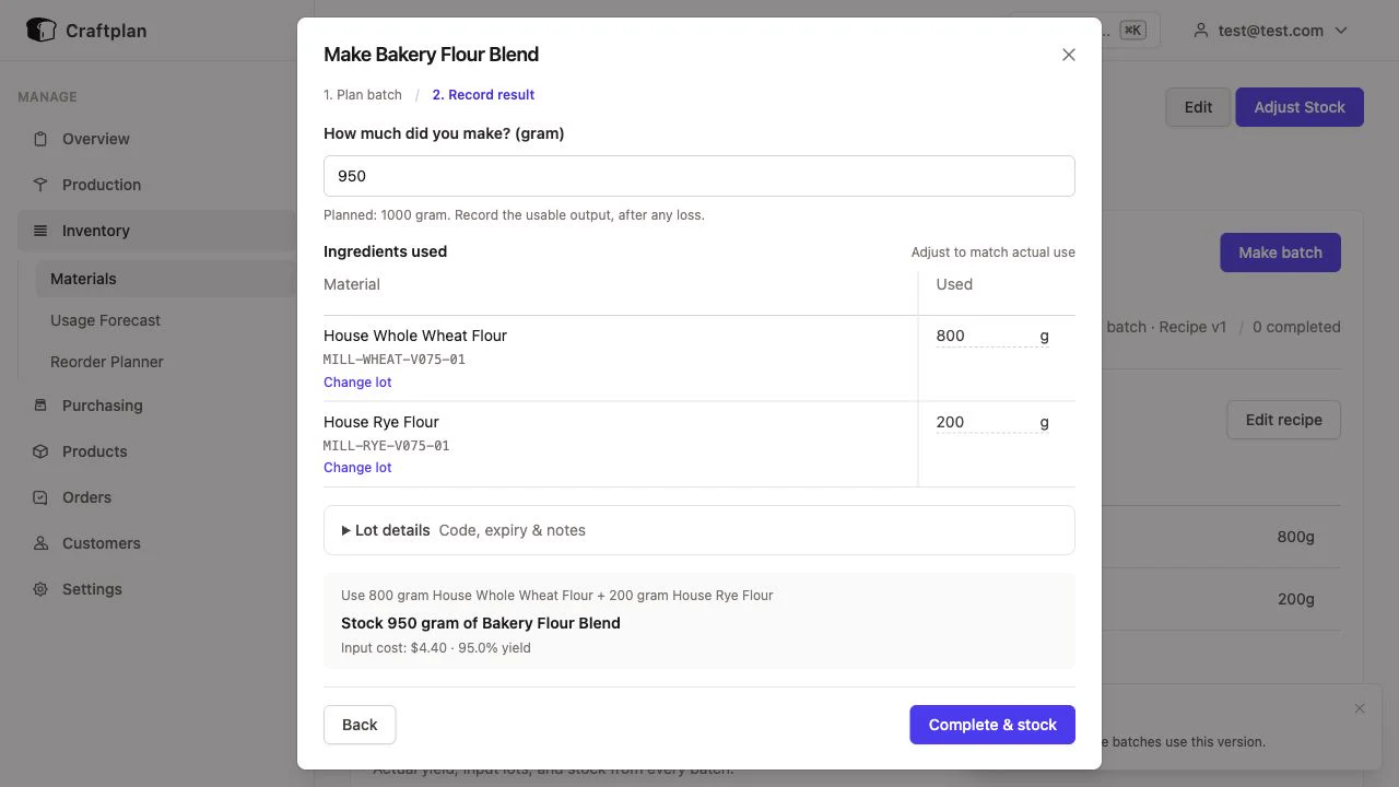 Record result step with 950 g actual yield, ingredient quantities and a concise summary of output stock, input cost and 95 percent yield